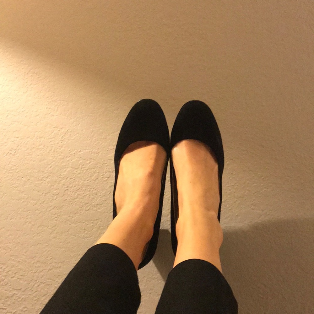 Sweet black velvet heels